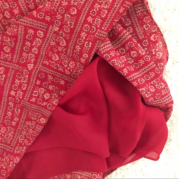 The Loft: pretty floral dress with spaghetti straps - Picture 6 of 8